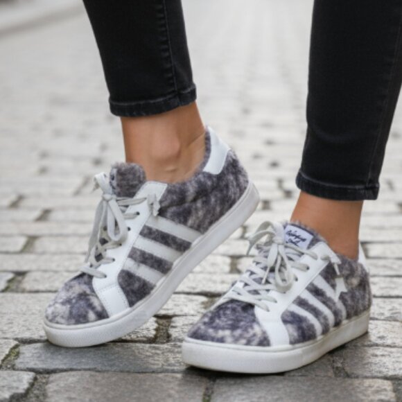 NWT Vintage Havana X Nordstrom Slip On Mix Snake Fur Print Low Sneakers - Picture 1 of 9